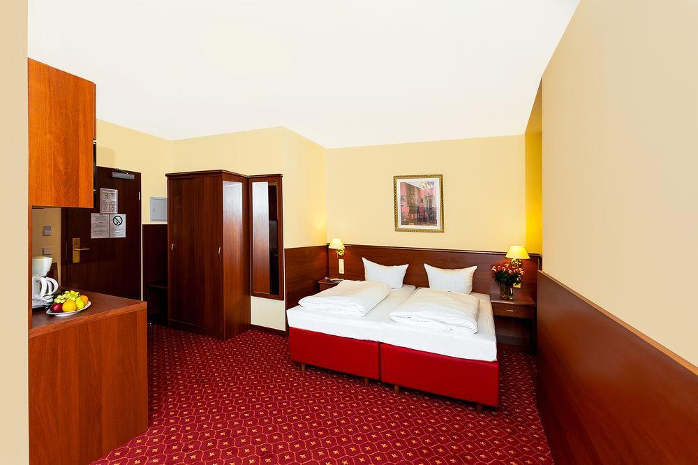 Hotel & Apartments Zarenhof Berlin Friedrichshain מראה חיצוני תמונה